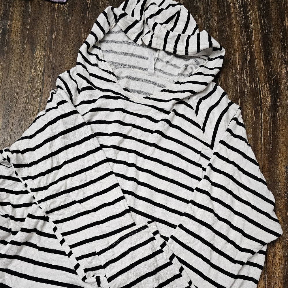 Piphany long-sleeved hooded shirt